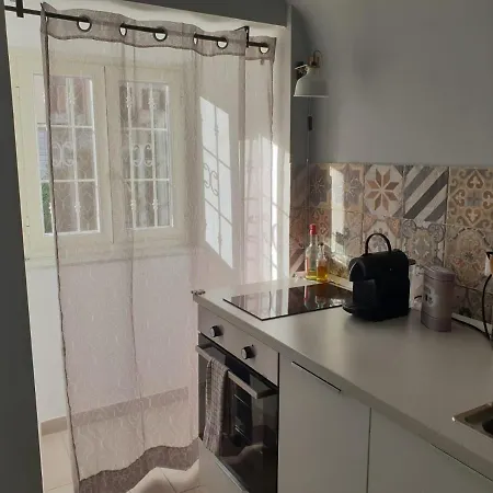 Piazza Dante 22 * נאפולי