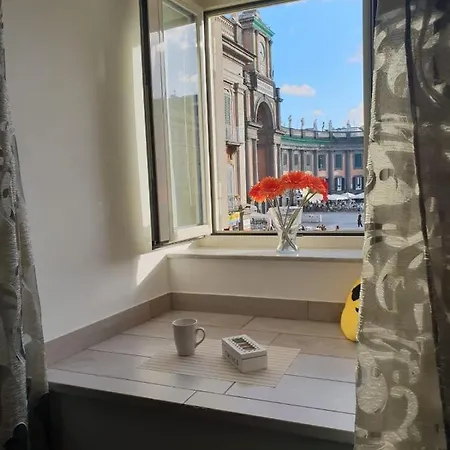 شقة Piazza Dante 22 *