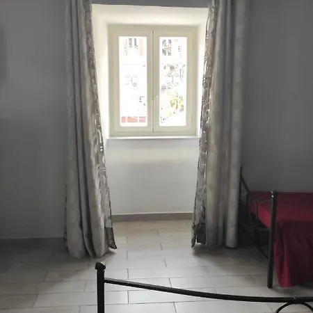 Piazza Dante 22 شقة *